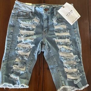 BRAND NEW! AP BLUE DISTRESSED JEAN SHORTS, SUPER SOFT, SIZE SMALL